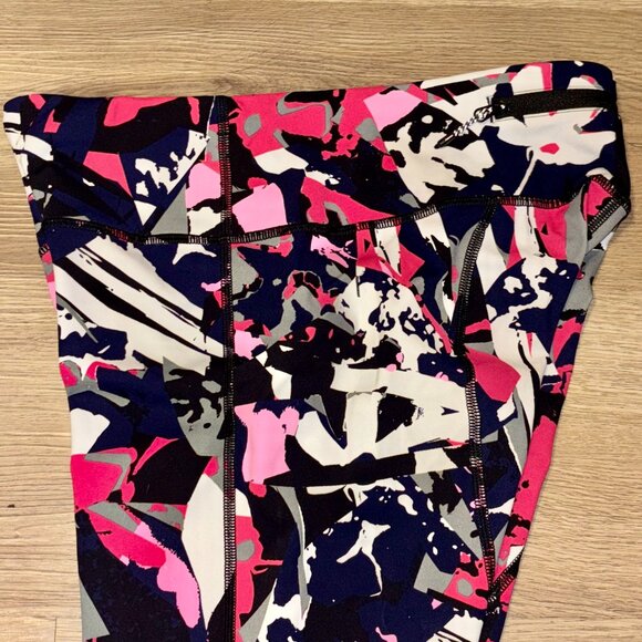 Lululemon Pace Rival Crop Pop Cut Boom Juice Multi / Black, Navy & Pink / Sz.6 - Picture 9 of 13